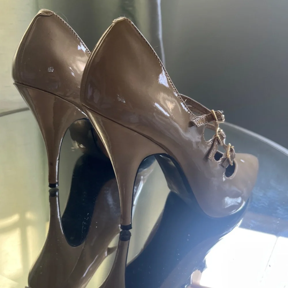 Sam Edelman heels - Picture 3 of 5